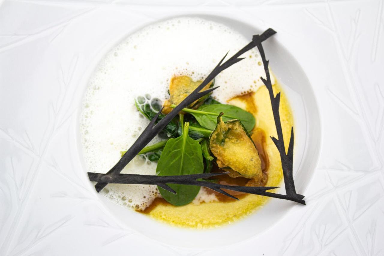 Chateau D'Origny, Chambres D'Hotes Et Restaurant Gastronomique Ouches Exterior foto